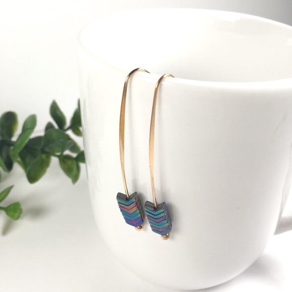 Boho Chevron Geometric Dangle Earrings - Picture 4 of 6